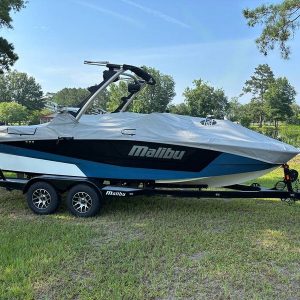 2022 Malibu 21 LX