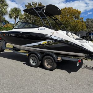 2019 Yamaha AR 210
