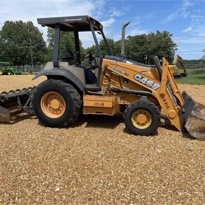 2013 CASE 570N XT