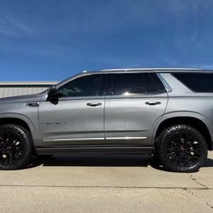 2022 Yukon Denali 6.2L 8-Cylinder